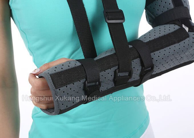 Breathable Soft Elbow Support Brace , Good Air Permeability Adjustable Elbow Support