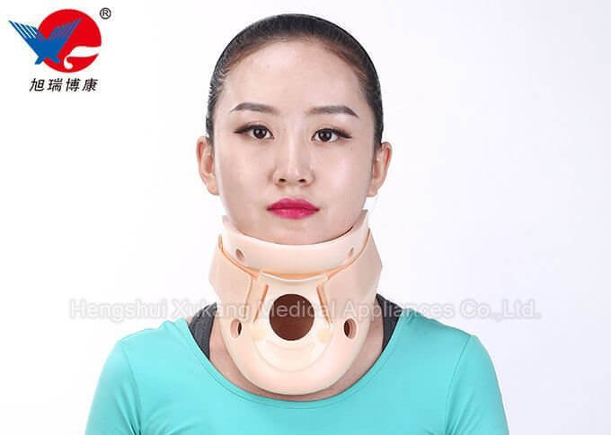 Lightweight Soft Foam Orthopedic Neck Collar Two Pieces Design Enhance Patients’ Comfort